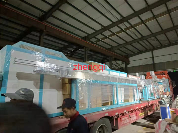 正源塑膠預(yù)祝：正奇塑機(jī)奎屯現(xiàn)場展示會圓滿成功??！